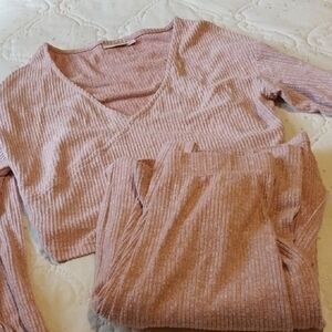 SO Crop Top With matching Pants.  Size Medium